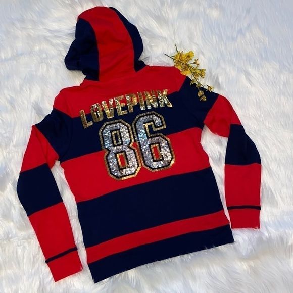 ‎Victoria’s
Secret PINK Hoodie - Picture 3 of 9